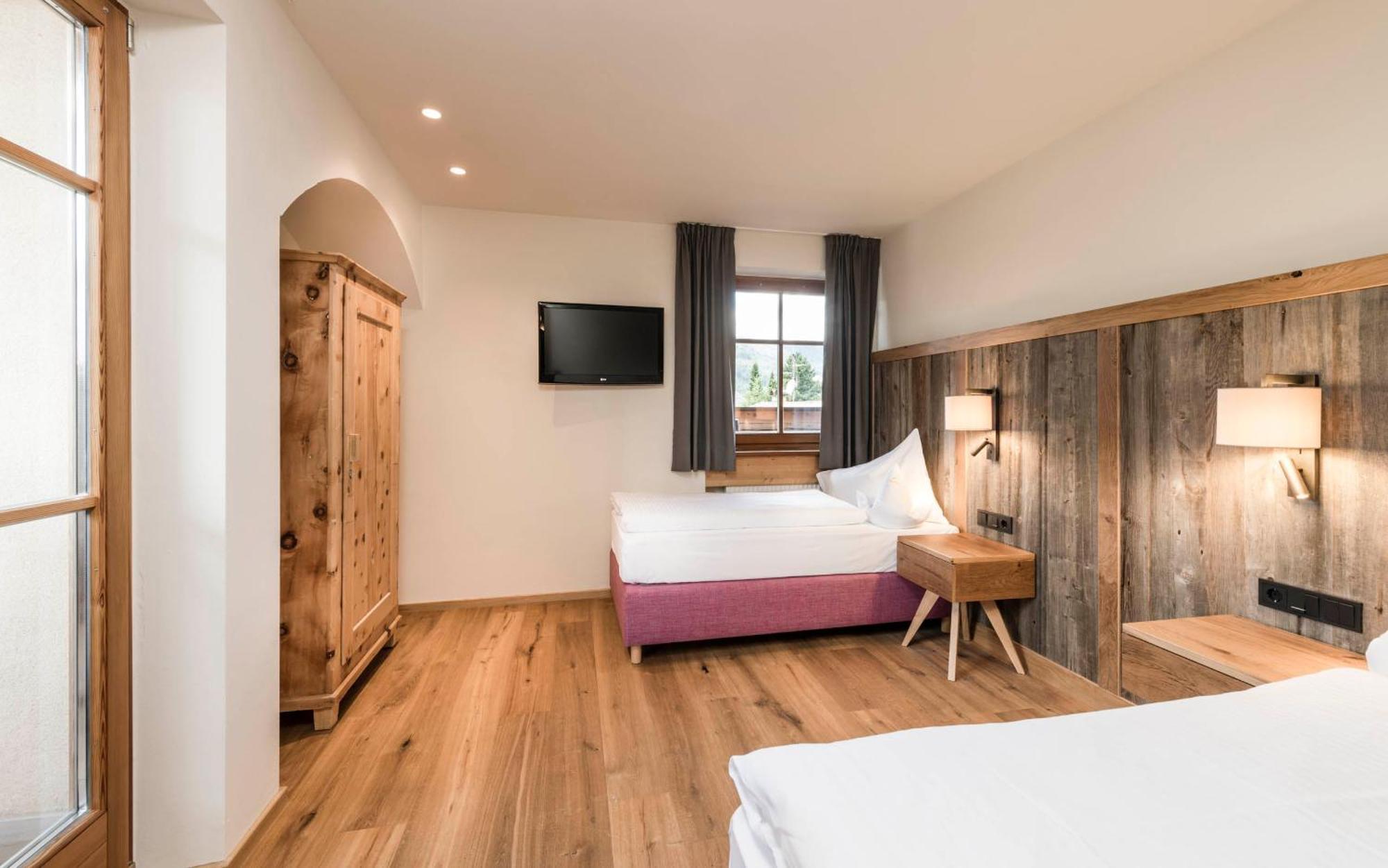 Mirabell Dolomites Hotel - Luxury Ayurveda & Spa Olang Экстерьер фото