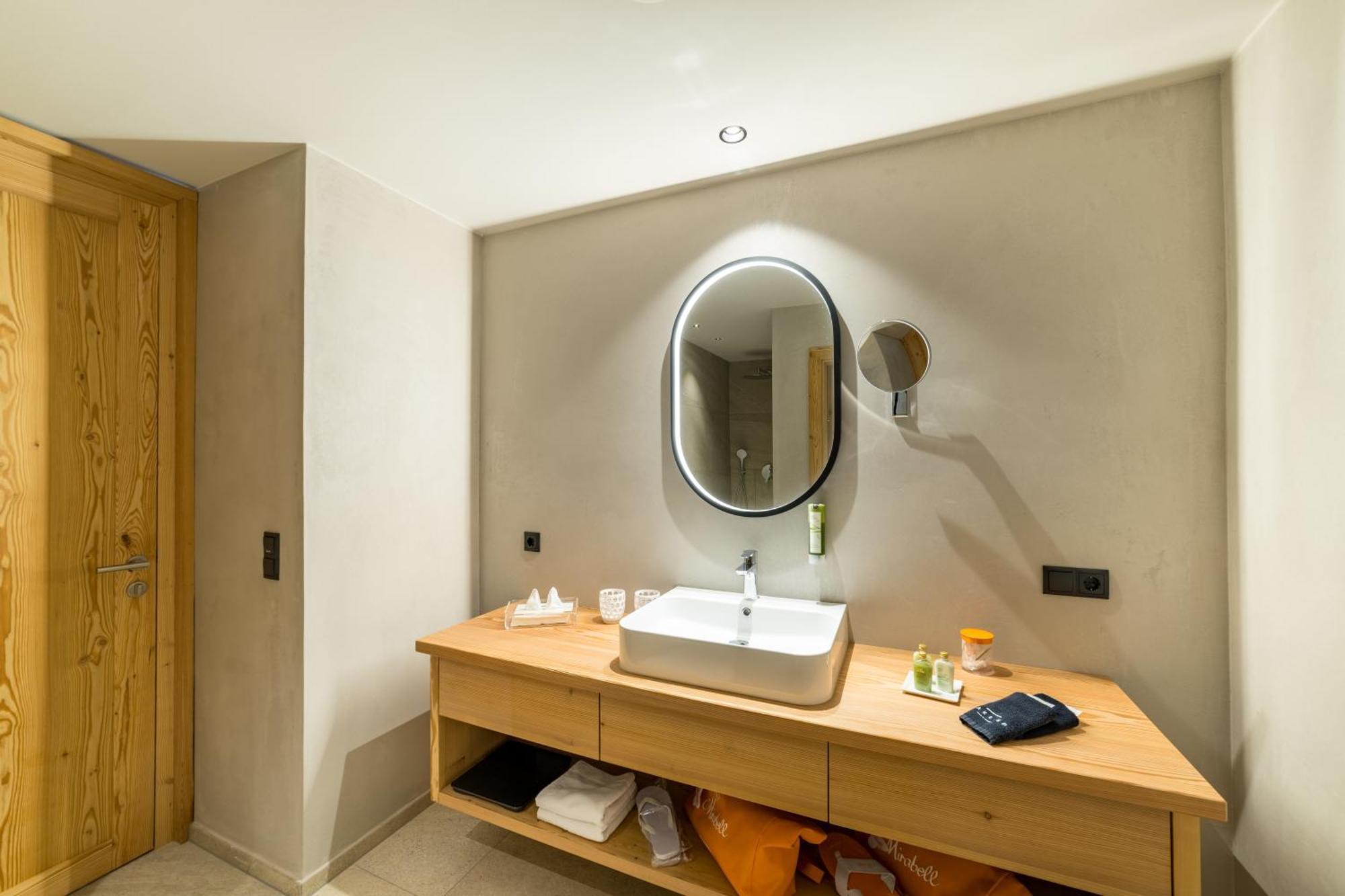 Mirabell Dolomites Hotel - Luxury Ayurveda & Spa Olang Экстерьер фото