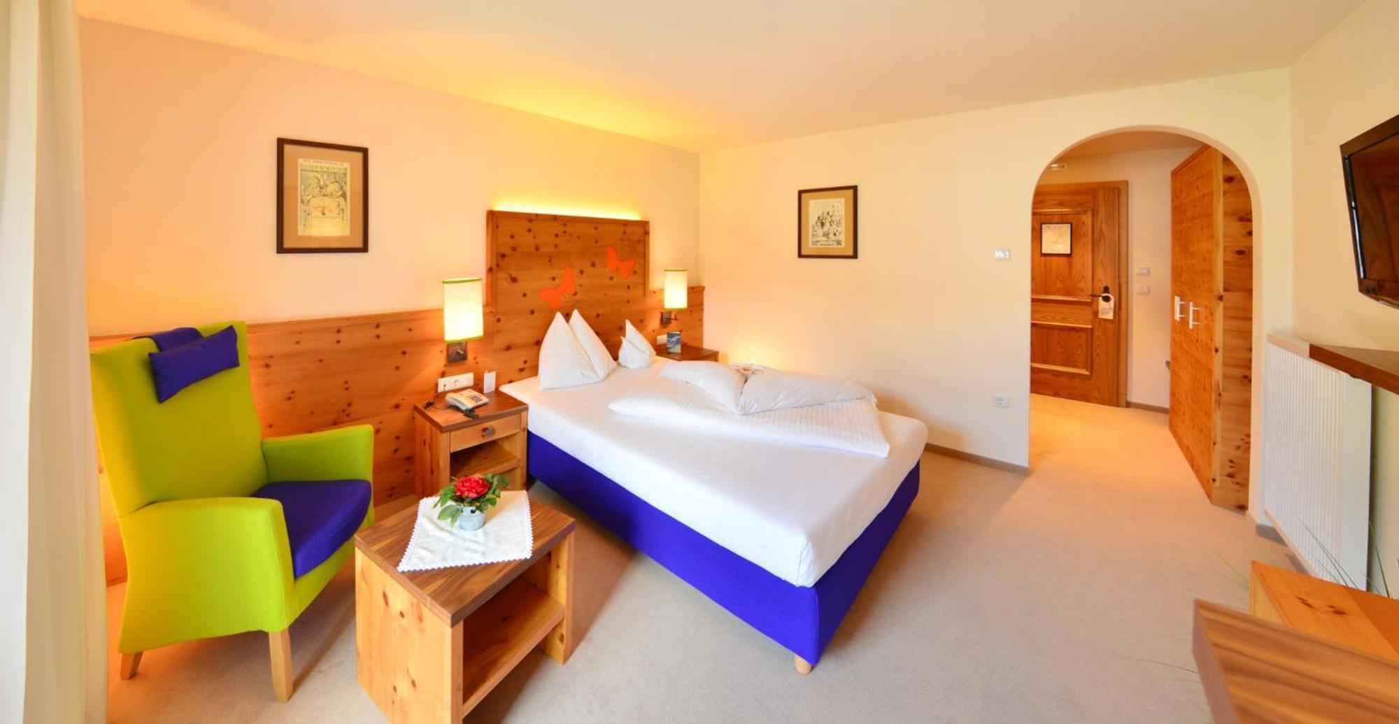 Mirabell Dolomites Hotel - Luxury Ayurveda & Spa Olang Экстерьер фото
