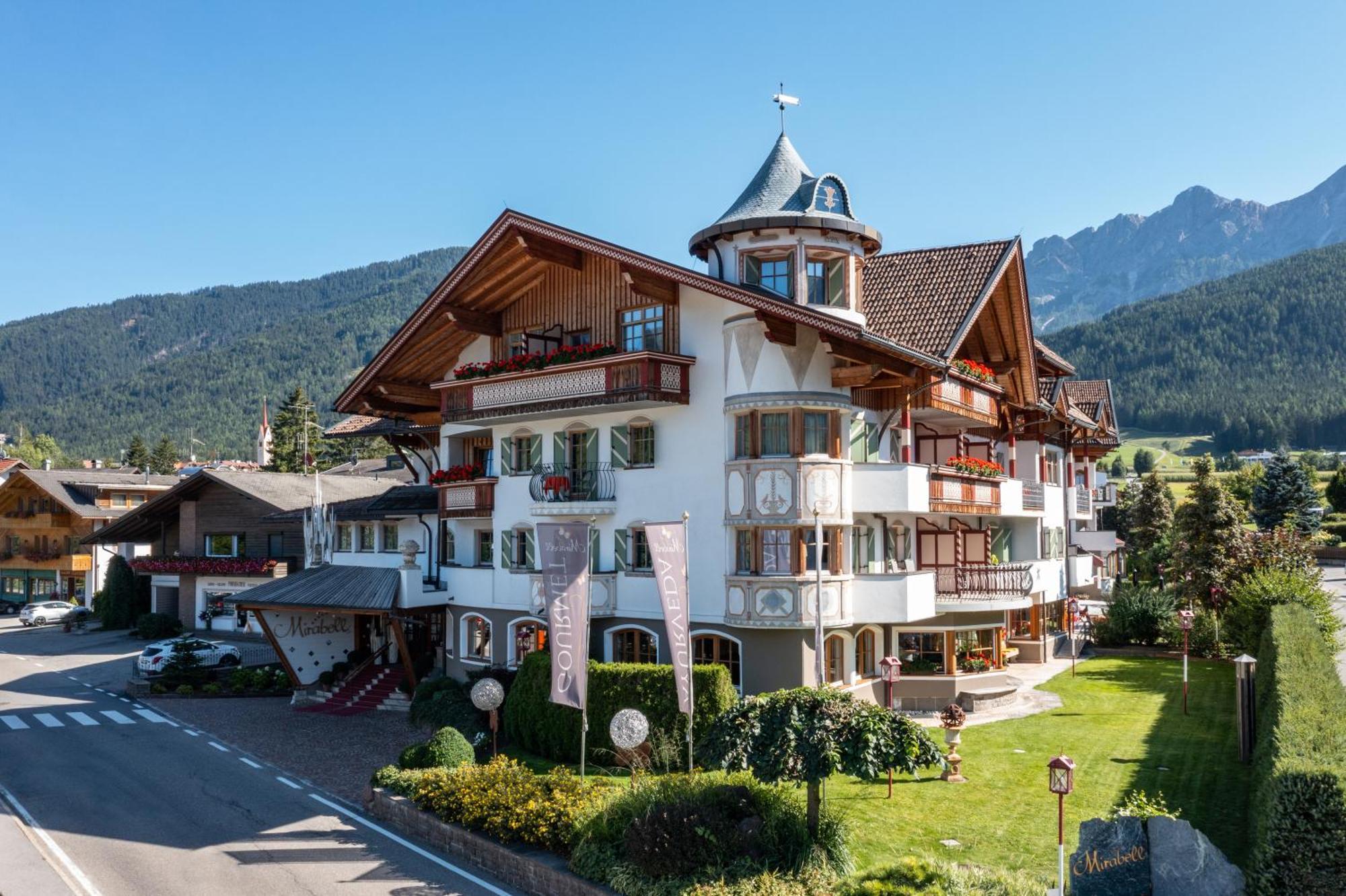 Mirabell Dolomites Hotel - Luxury Ayurveda & Spa Olang Экстерьер фото