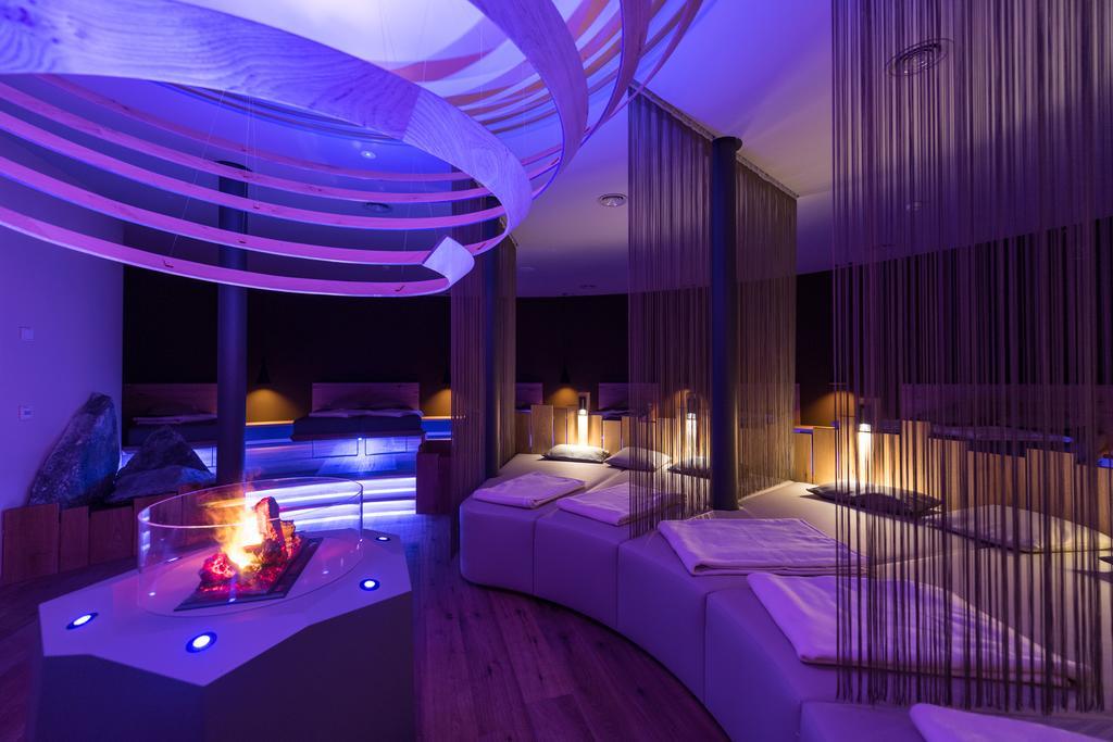 Mirabell Dolomites Hotel - Luxury Ayurveda & Spa Olang Экстерьер фото