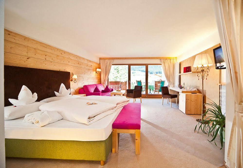 Mirabell Dolomites Hotel - Luxury Ayurveda & Spa Olang Экстерьер фото