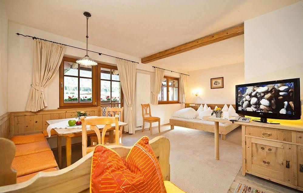 Mirabell Dolomites Hotel - Luxury Ayurveda & Spa Olang Экстерьер фото
