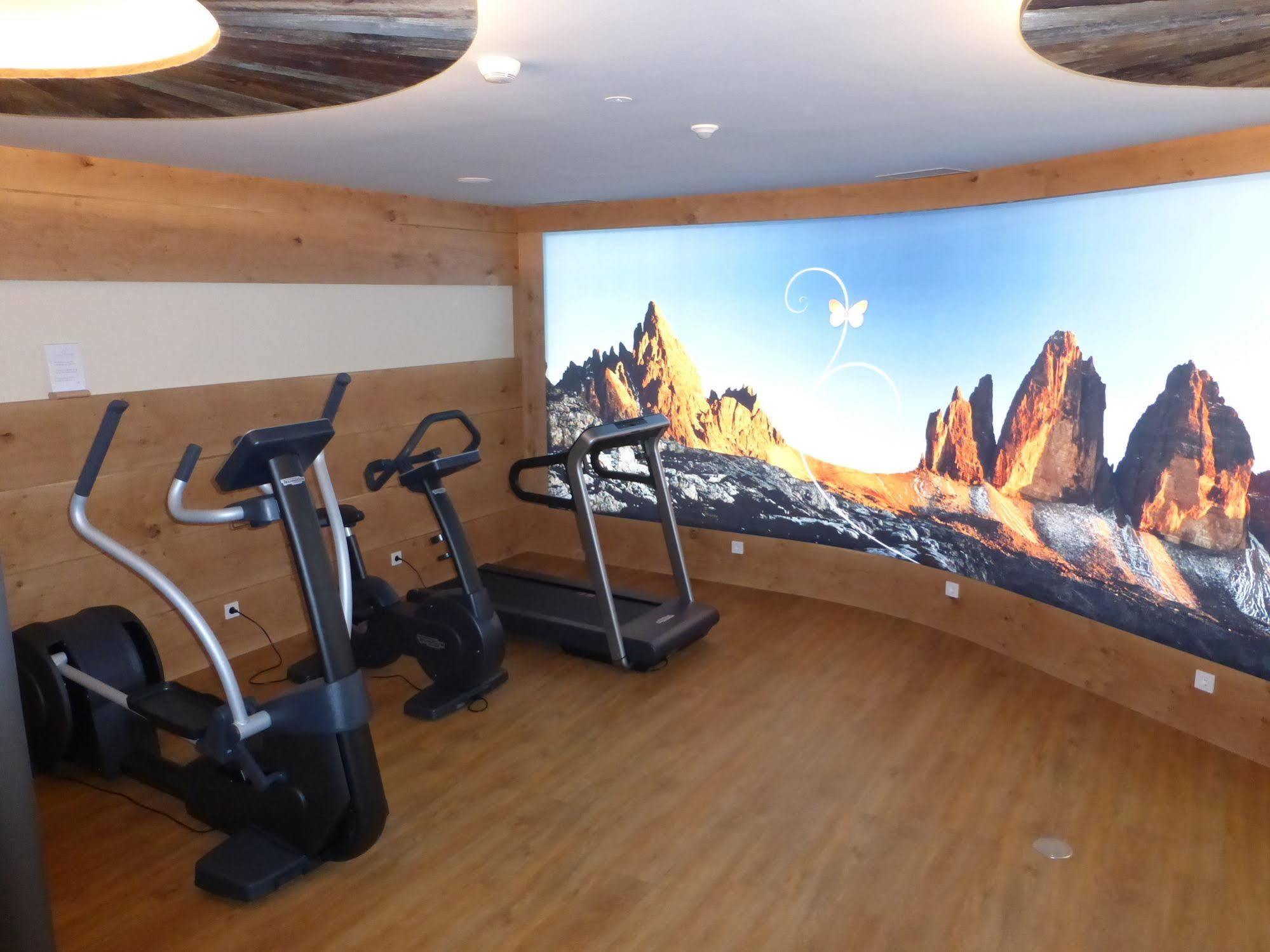 Mirabell Dolomites Hotel - Luxury Ayurveda & Spa Olang Экстерьер фото